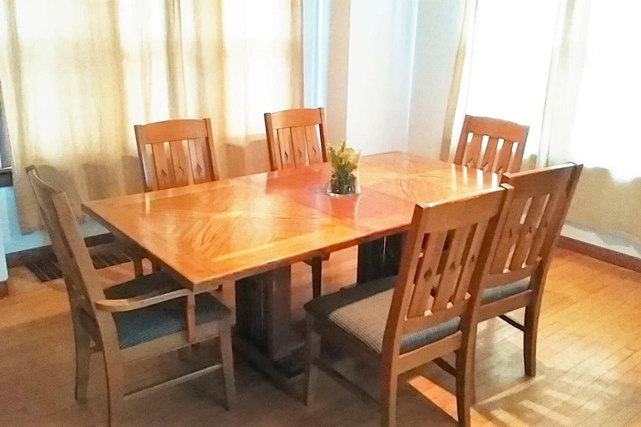 Comfortable 3 Bedroom Craftsman Bungalow In Milwaukee'S Bay View Neighborhood Bagian luar foto