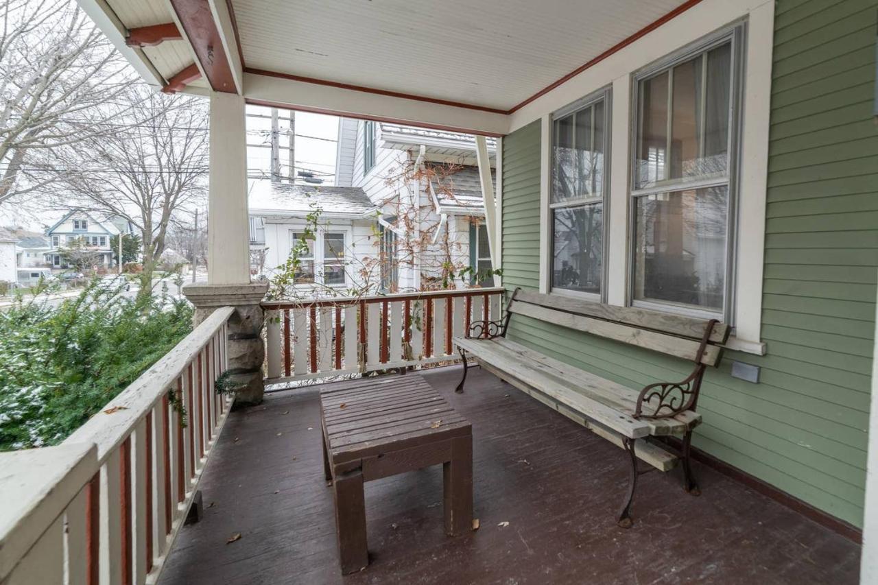 Comfortable 3 Bedroom Craftsman Bungalow In Milwaukee'S Bay View Neighborhood Bagian luar foto